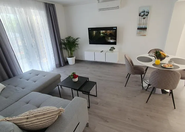 Zvjezdana Trogir